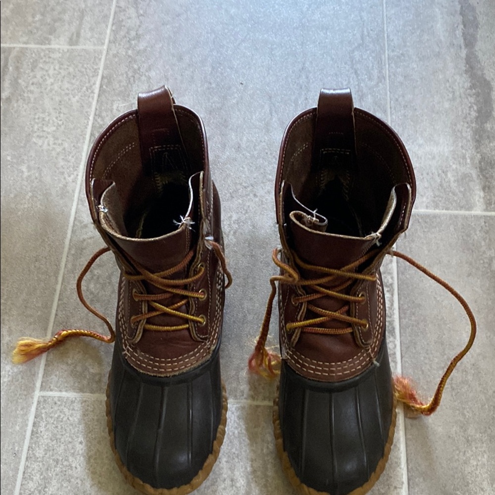 Bean boots